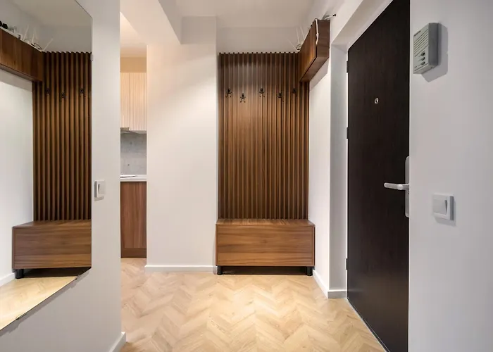 Ultracentral Near Old Town, Cismigiu And Victoriei - Cozy, Quiet And Modern Wt Sunny Balcony بوخارست